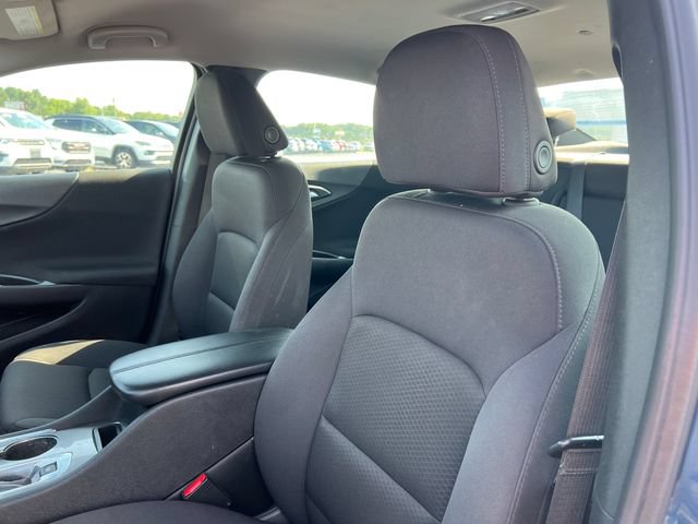 Used 2024 Chevrolet Malibu LT FWD image 3