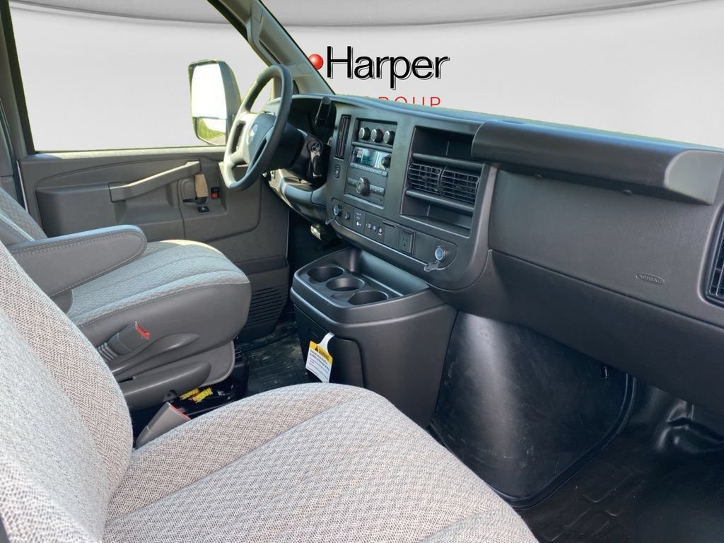 New 2026 Chevrolet Express 3500 w/ Power Convenience Package RWD image 10