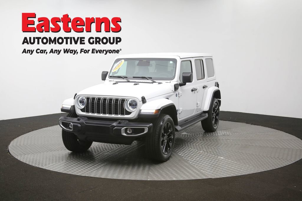 Used 2025 Jeep Wrangler Unlimited Sahara AWD/4WD image 50