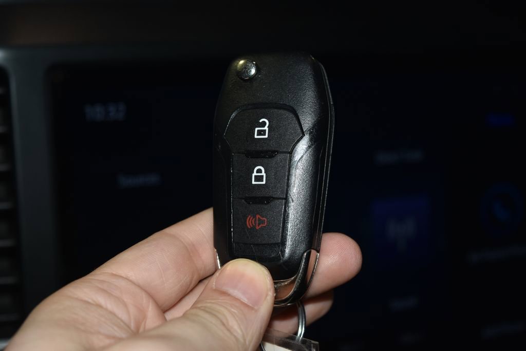 Used 2025 Ford F150 XLT w/ Equipment Group 301A Standard image 18