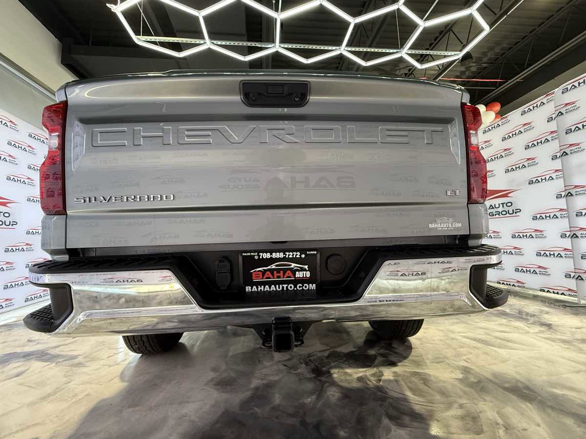 Used 2025 Chevrolet Silverado 1500 LT AWD/4WD image 15