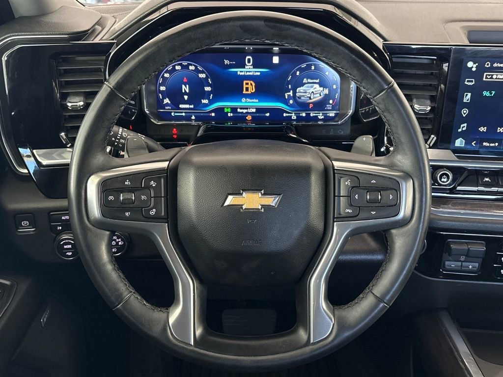 Used 2023 Chevrolet Silverado 1500 LTZ image 19