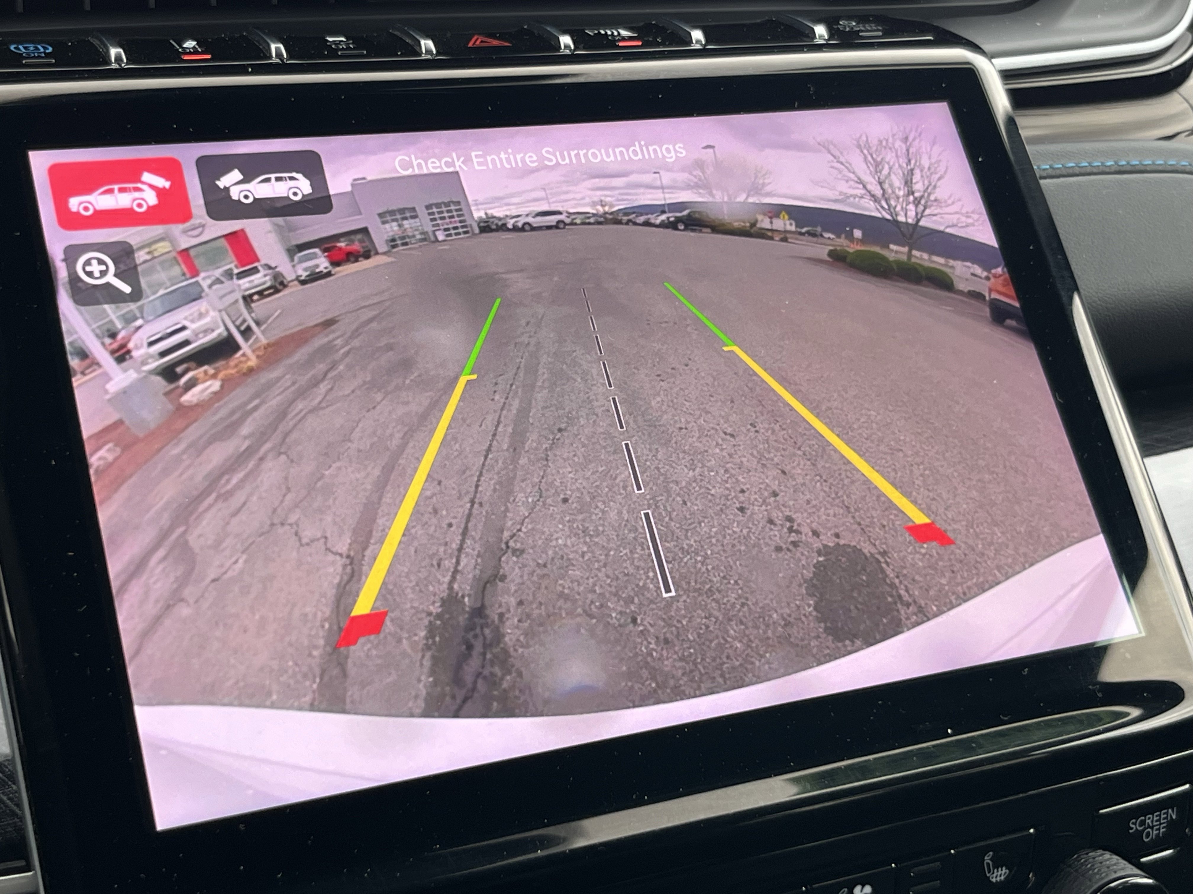 Used 2023 Jeep Grand Cherokee Trailhawk image 32