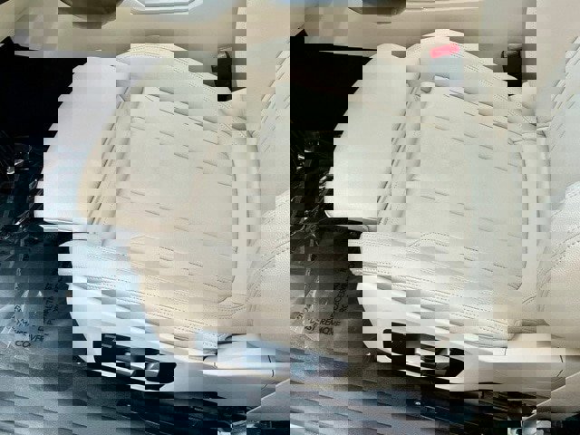 Used 2020 BMW 330i xDrive Sedan w/ Driving Assistance Package image 10