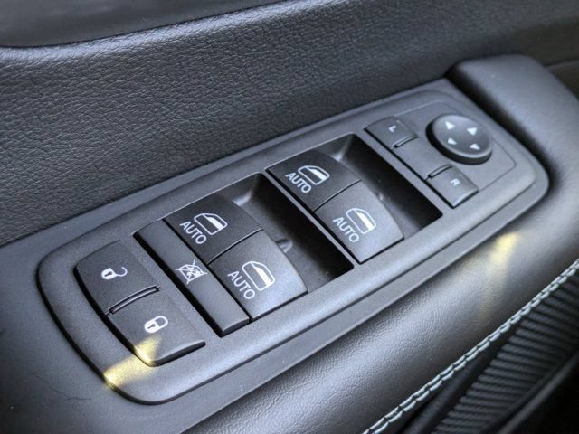 New 2026 Chrysler Voyager LX FWD image 20