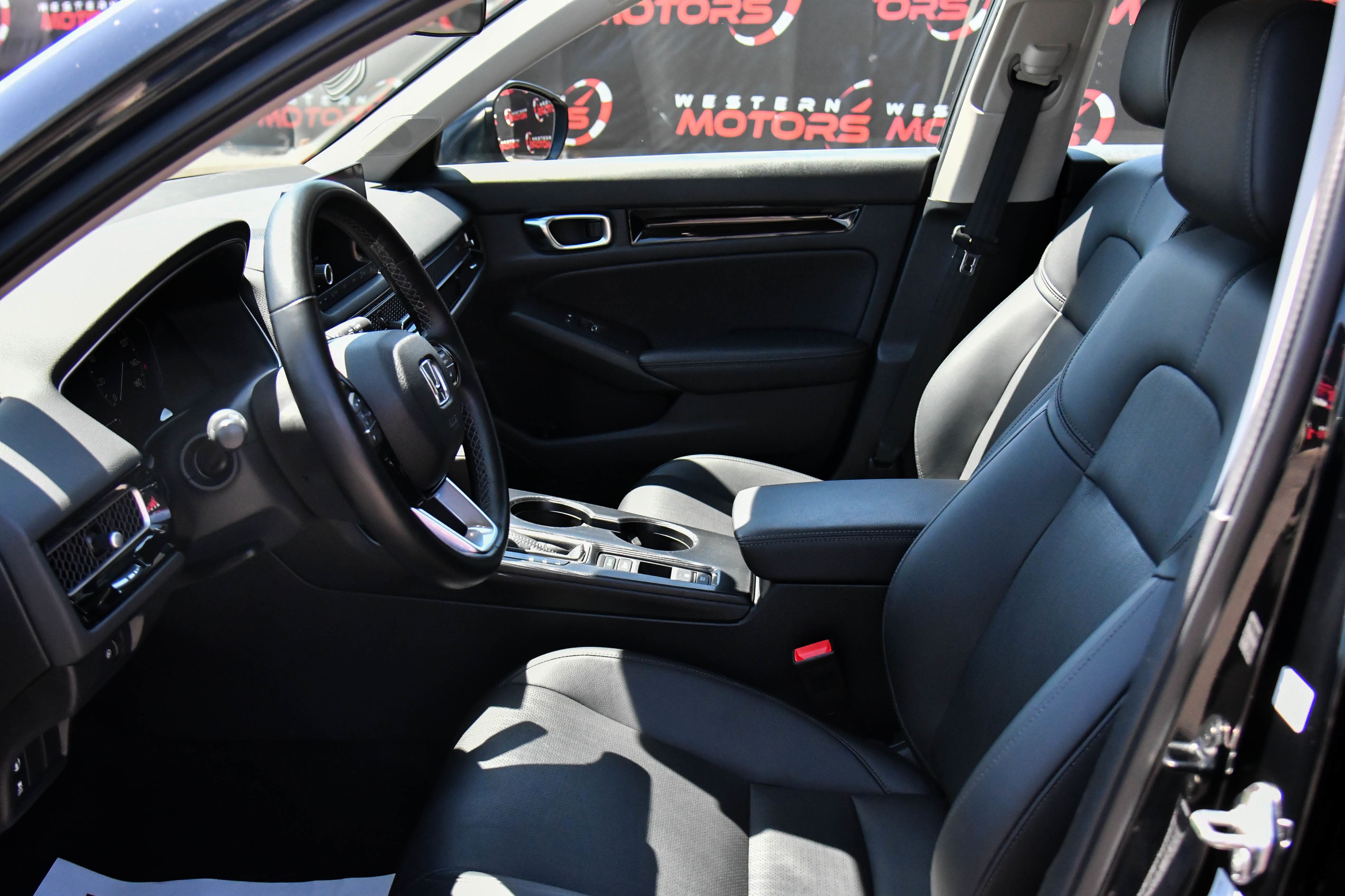 Used 2024 Honda Civic EX-L image 17