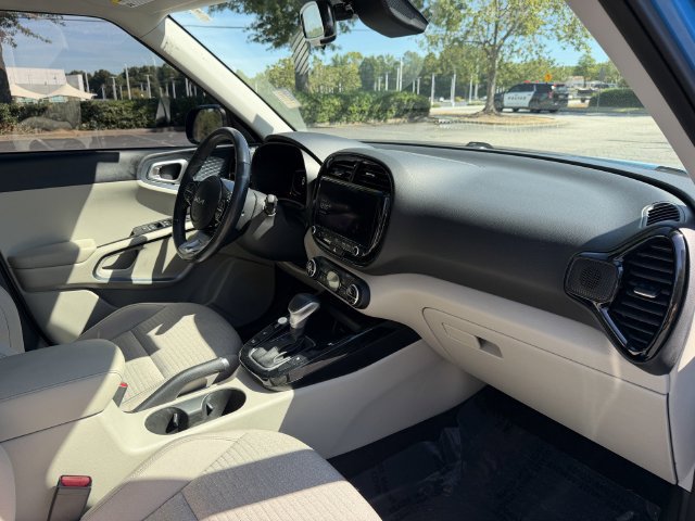 Certified 2023 Kia Soul EX FWD image 35
