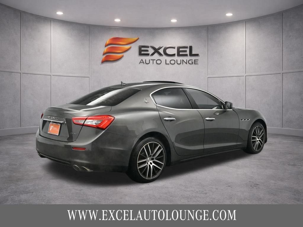 Used 2017 Maserati Ghibli RWD image 9
