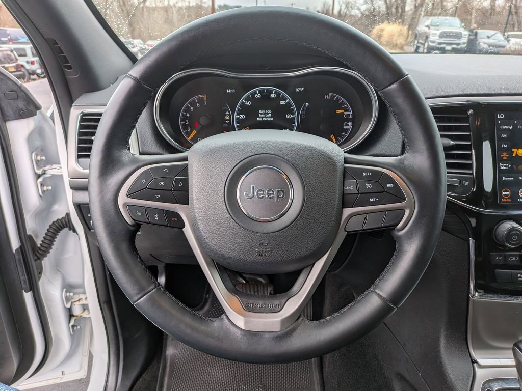 Used 2022 Jeep Grand Cherokee Laredo X image 18