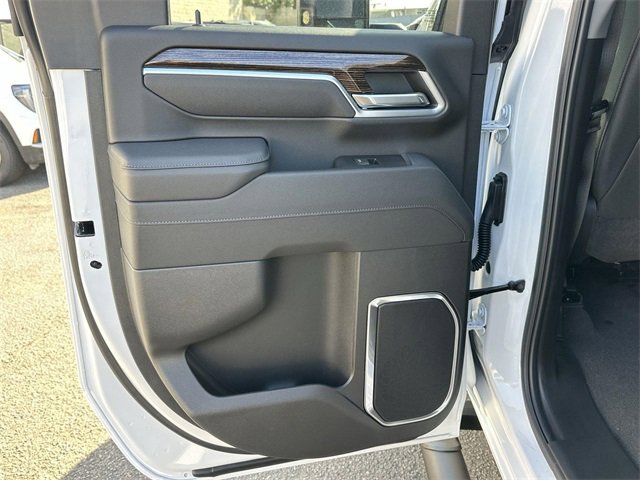 New 2026 GMC Sierra 2500 SLE w/ SLE Value Package; image 24