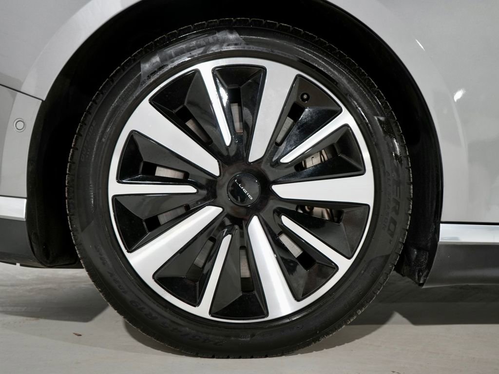 Used 2022 Lucid Air Grand Touring image 36