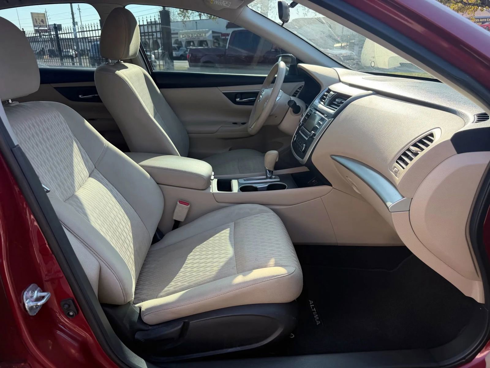 Used 2017 Nissan Altima 2.5 S w/ Power Driver Seat Package image 12