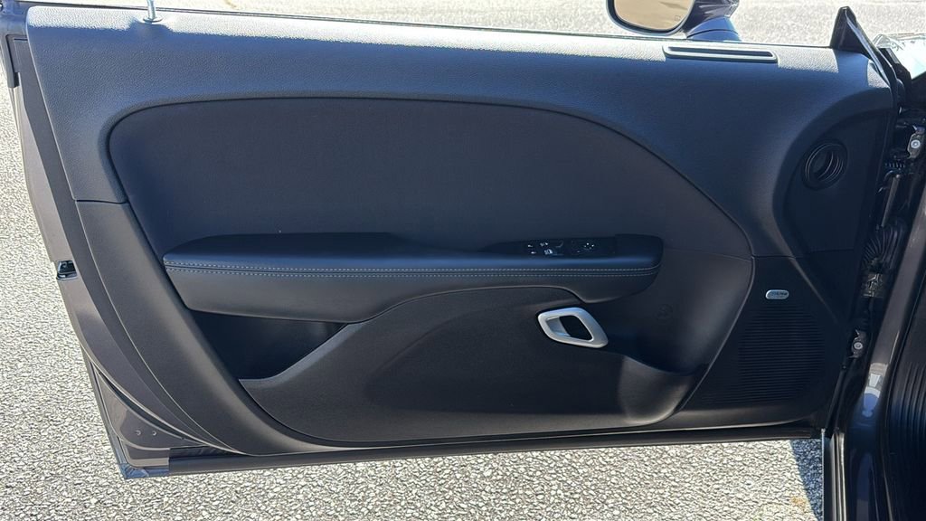 Used 2023 Dodge Challenger R/T w/ Blacktop Package image 13