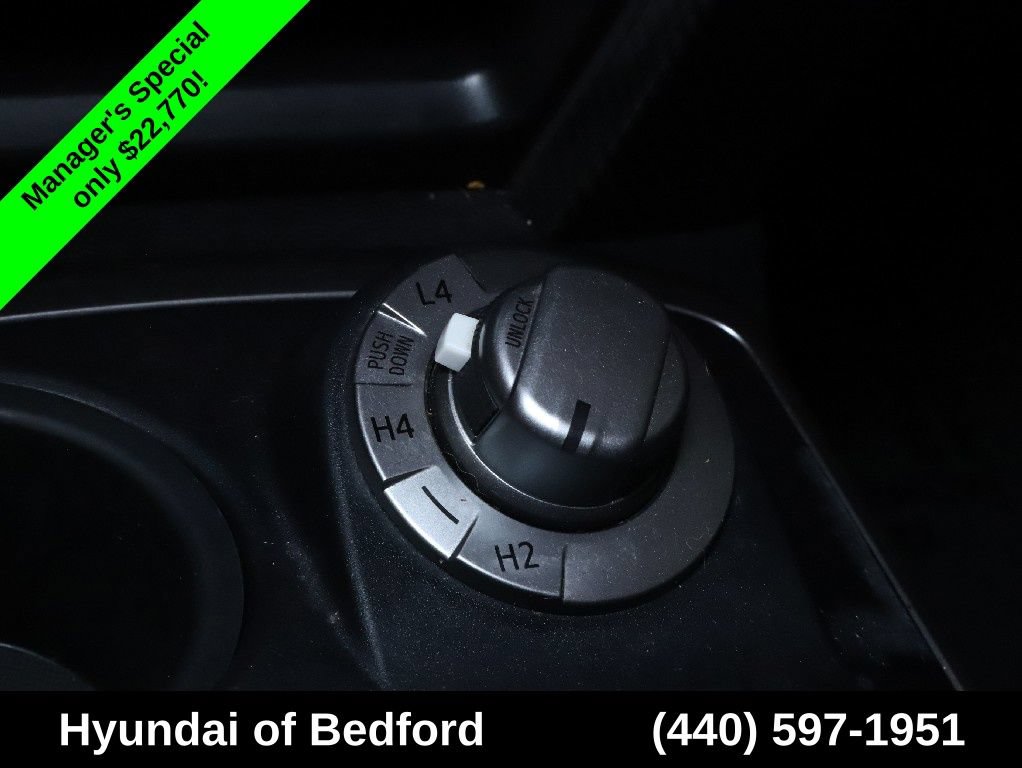 Used 2016 Toyota 4Runner SR5 AWD/4WD image 28