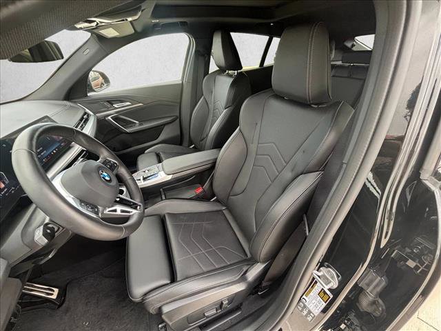 Used 2025 BMW X2 xDrive28i image 15