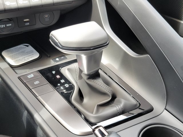New 2026 Hyundai Elantra SEL Sport FWD image 17