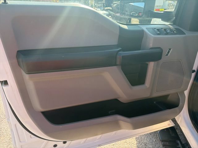 Used 2019 Ford F550 2WD Crew Cab Super Duty image 10