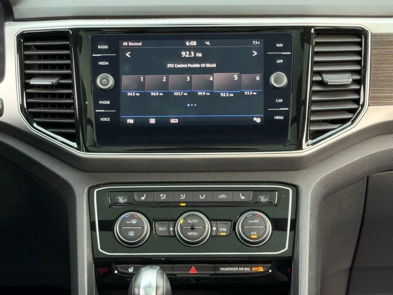 Used 2019 Volkswagen Atlas SEL AWD/4WD image 26