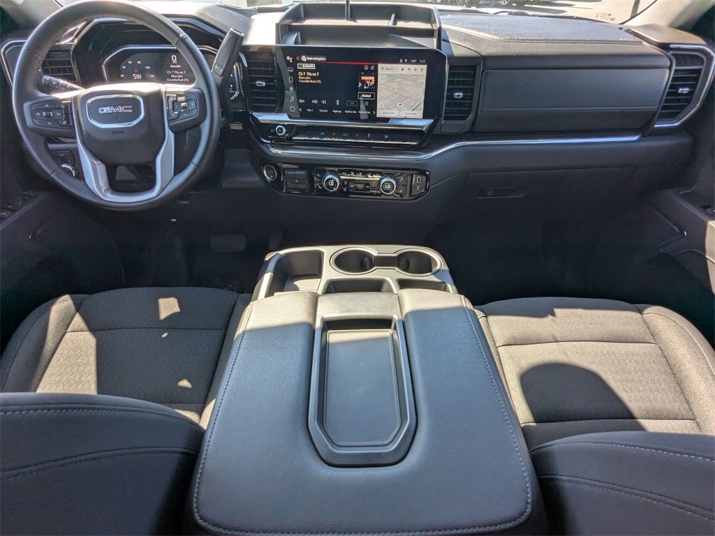 Used 2025 GMC Sierra 1500 Elevation image 17