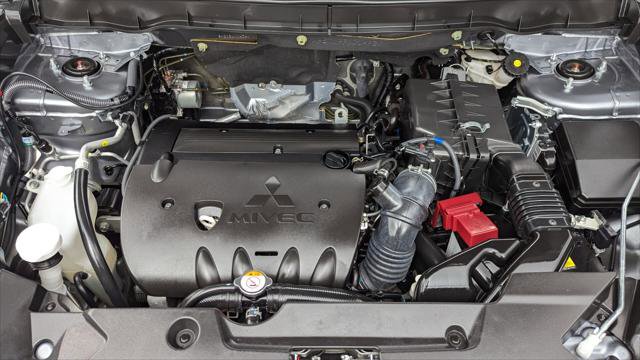 Used 2025 Mitsubishi Outlander Sport AWD image 29