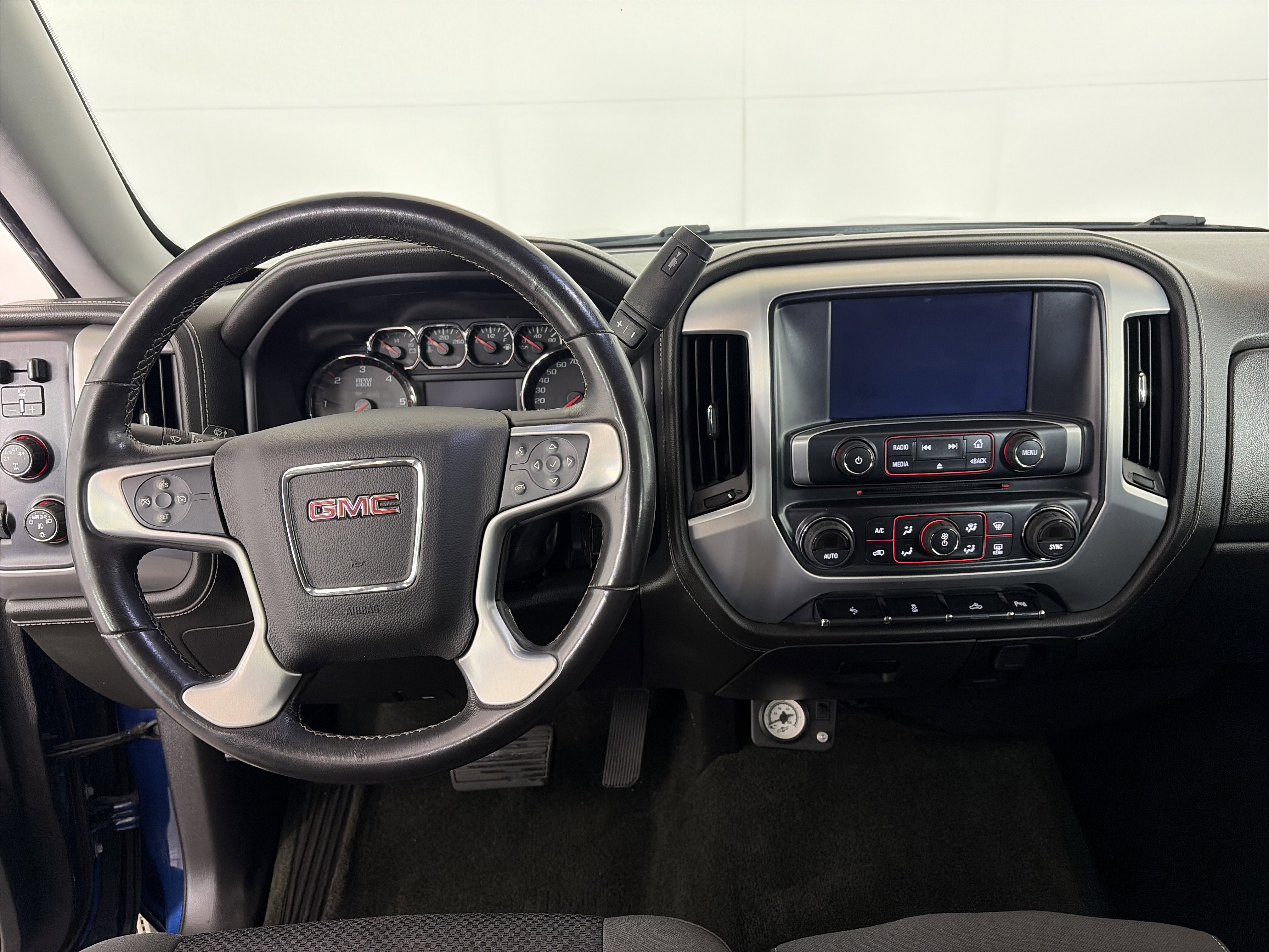 Used 2016 GMC Sierra 1500 SLE w/ SLE Value Package image 3