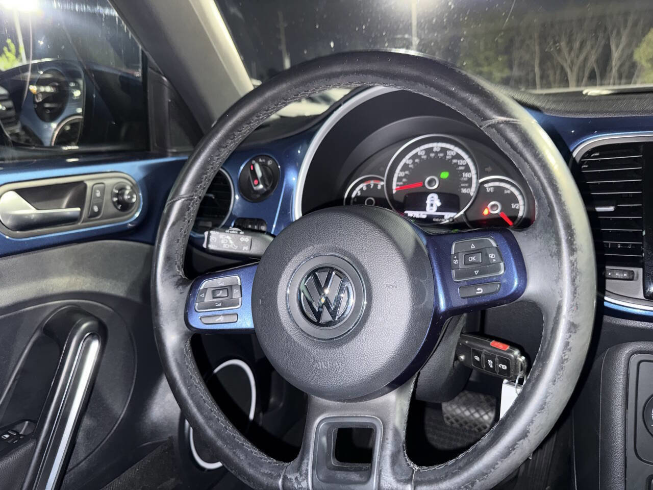 Used 2016 Volkswagen Beetle 1.8T SE FWD image 18
