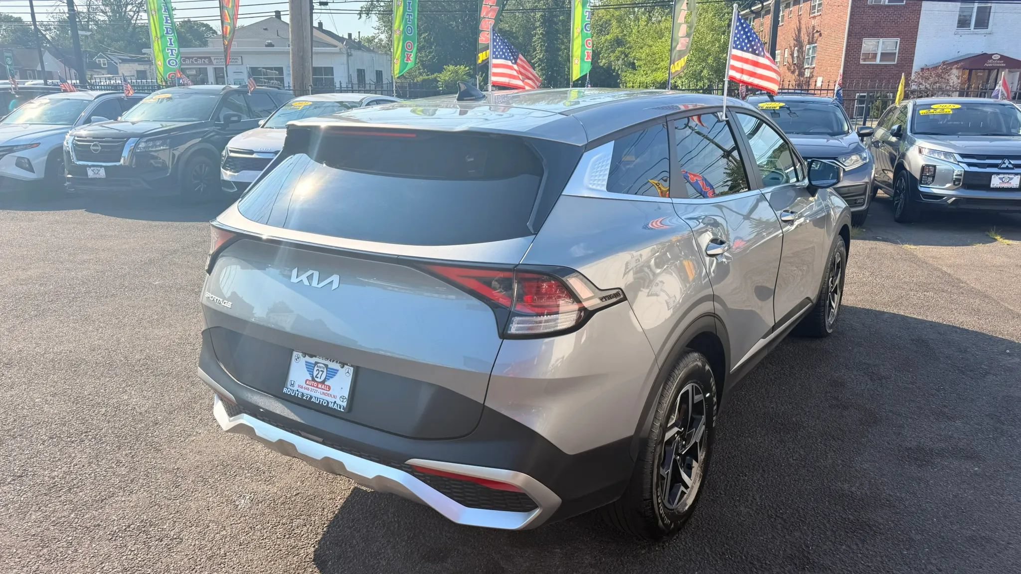 Used 2023 Kia Sportage LX FWD image 7