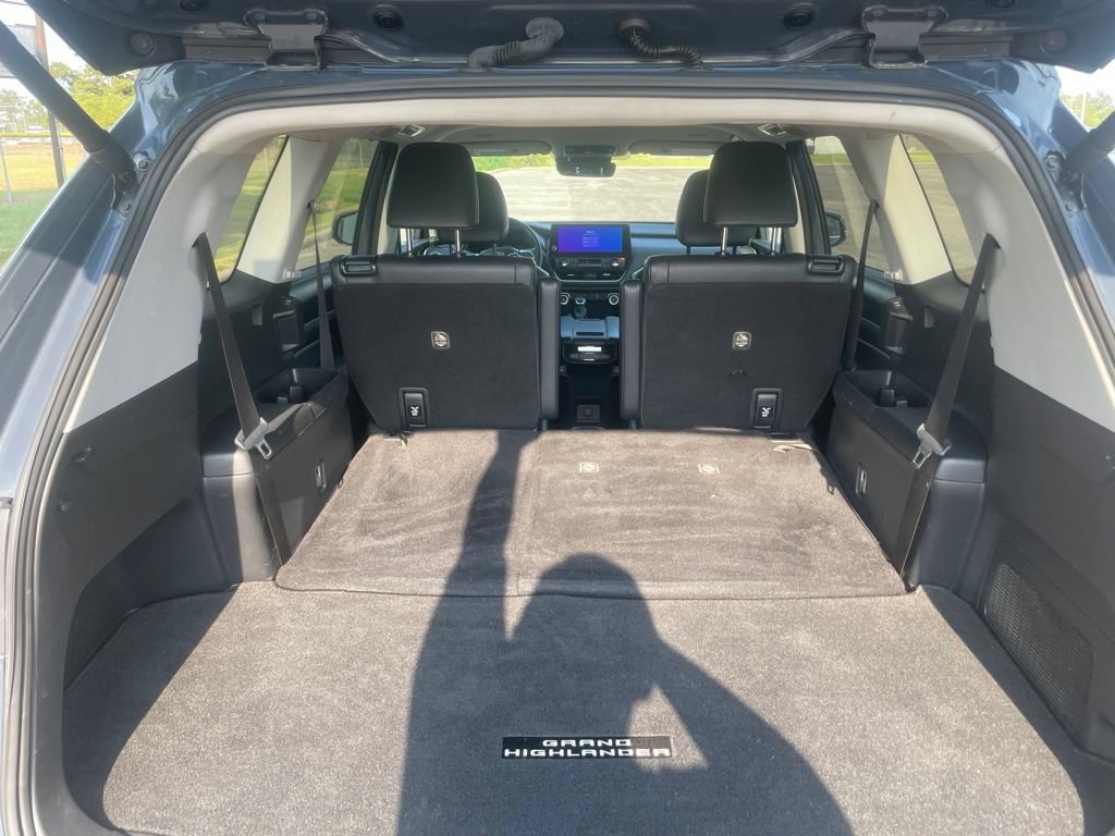 Used 2024 Toyota Grand Highlander FWD image 13