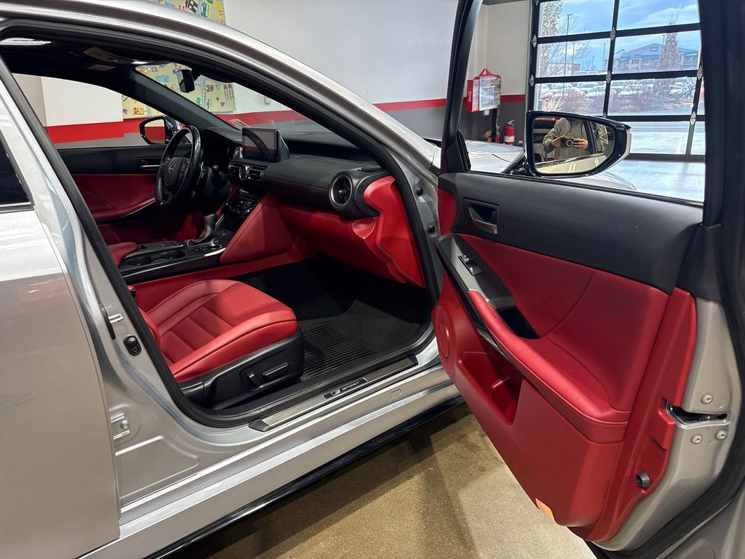 Used 2022 Lexus IS 350 F Sport image 51