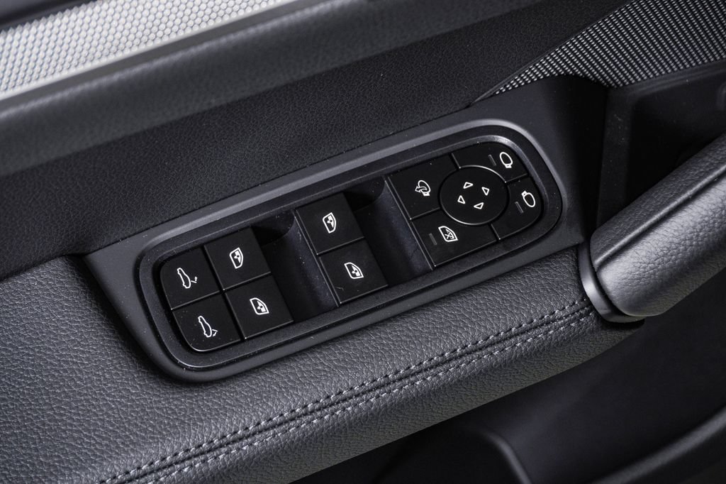 New 2026 Porsche Cayenne AWD/4WD image 26