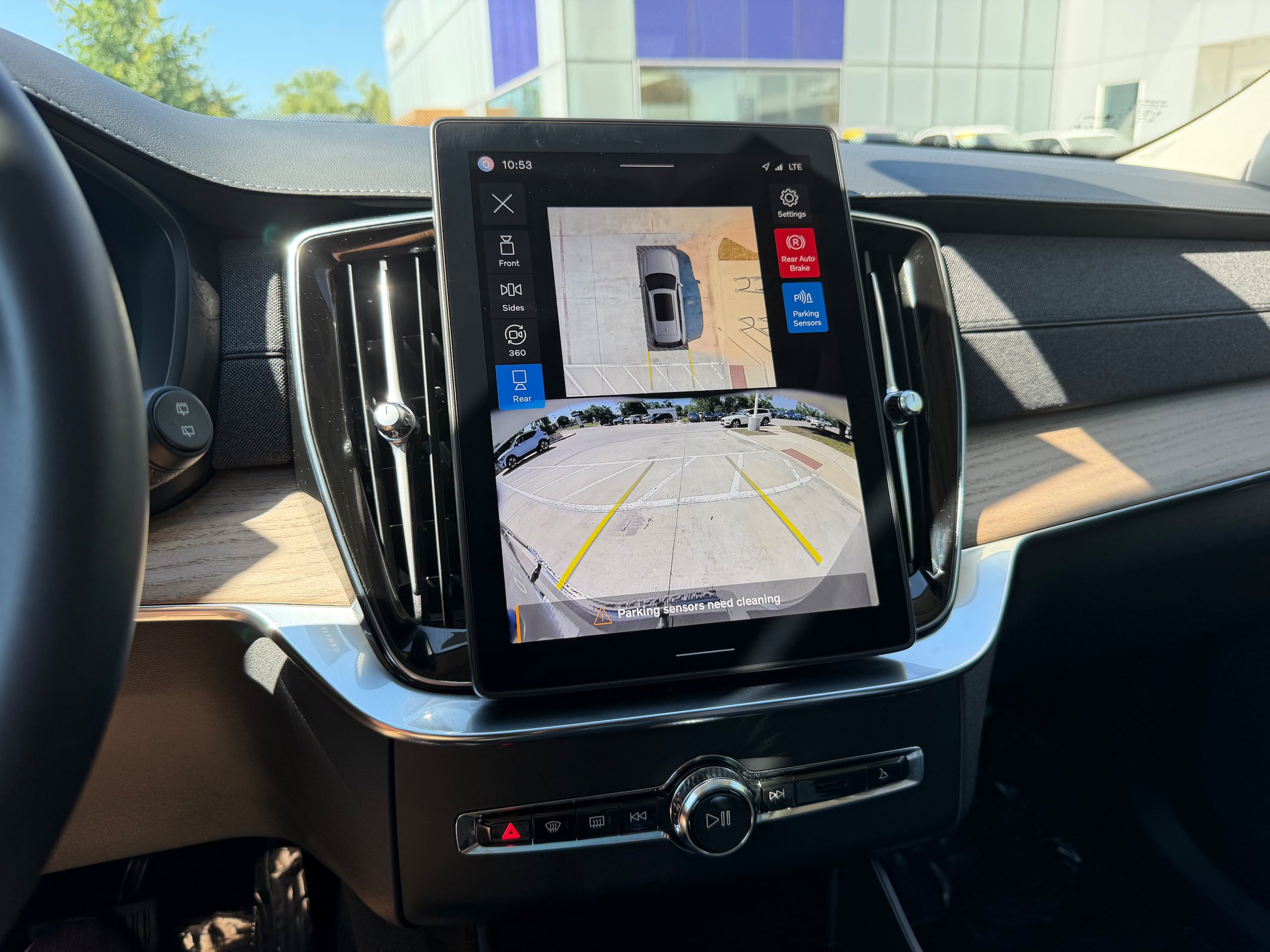 Certified 2025 Volvo XC90 B6 Plus AWD/4WD image 20