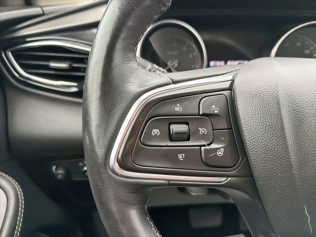 Used 2021 Buick Encore GX Essence w/ Advanced Technology Package FWD image 12