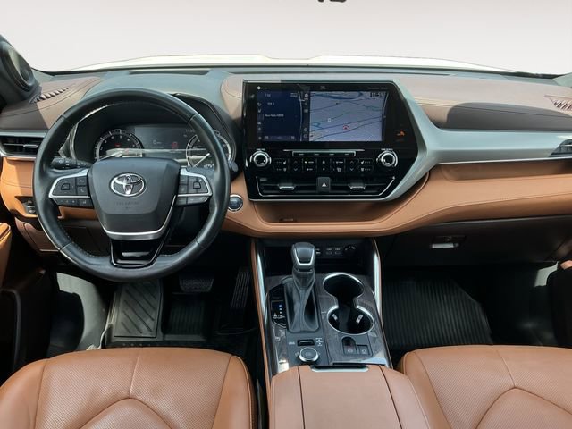 Used 2022 Toyota Highlander Platinum AWD/4WD image 10