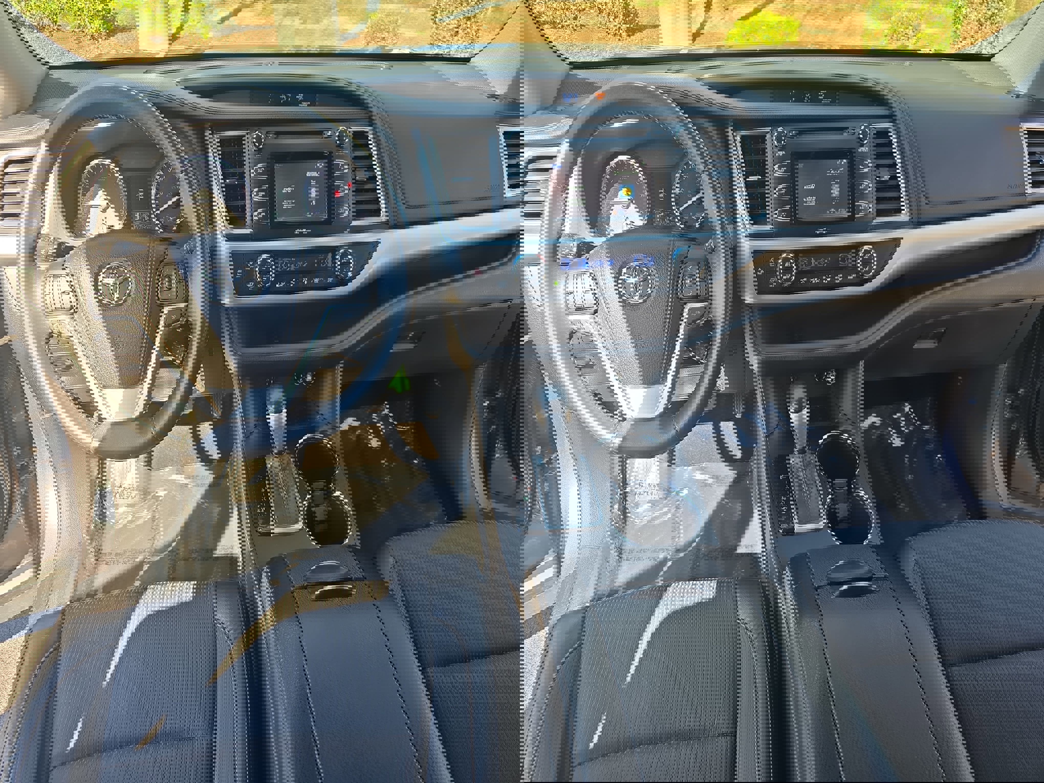 Used 2015 Toyota Highlander Plus image 21