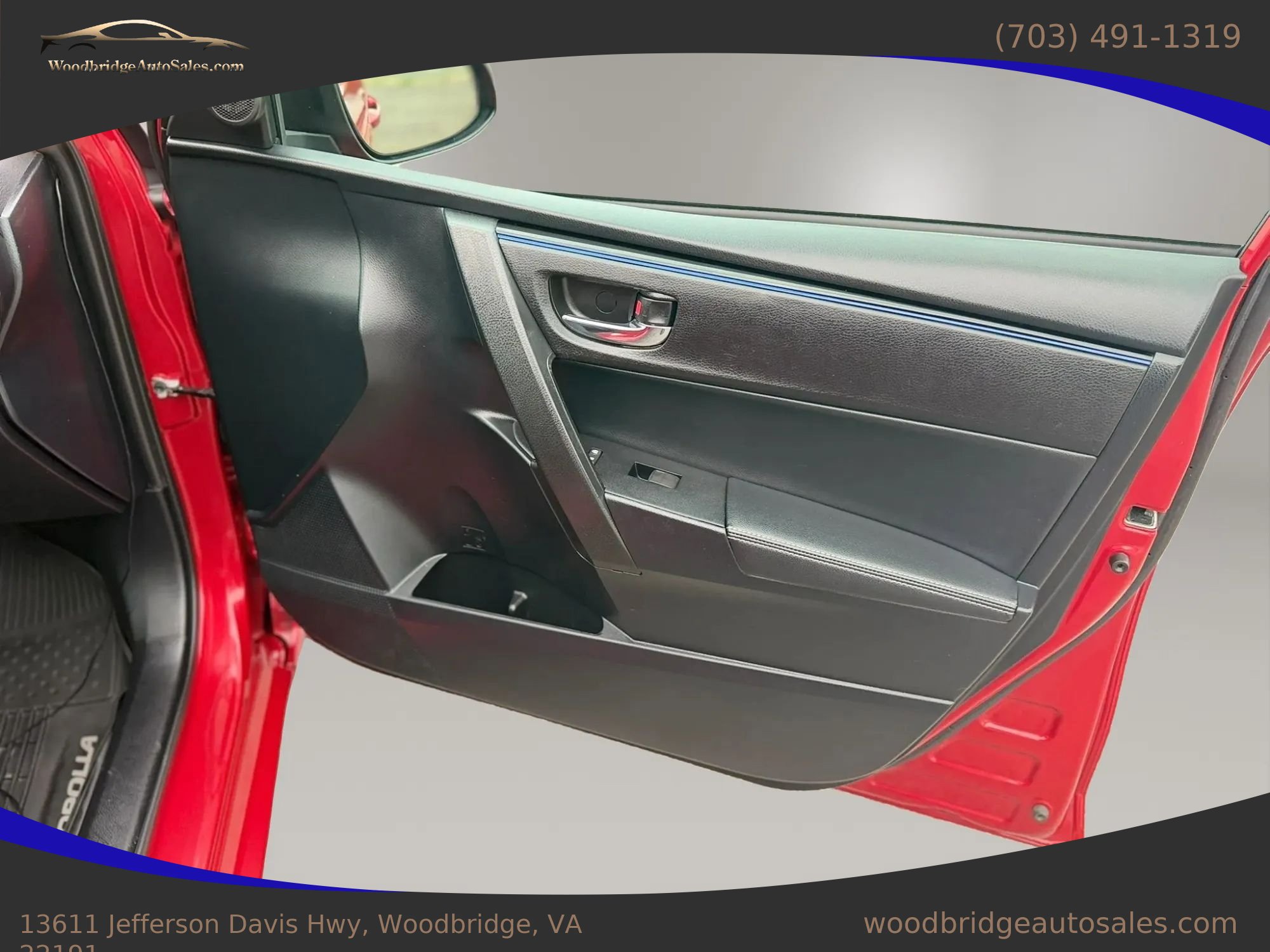 Used 2017 Toyota Corolla SE w/ SE Premium Package FWD image 16