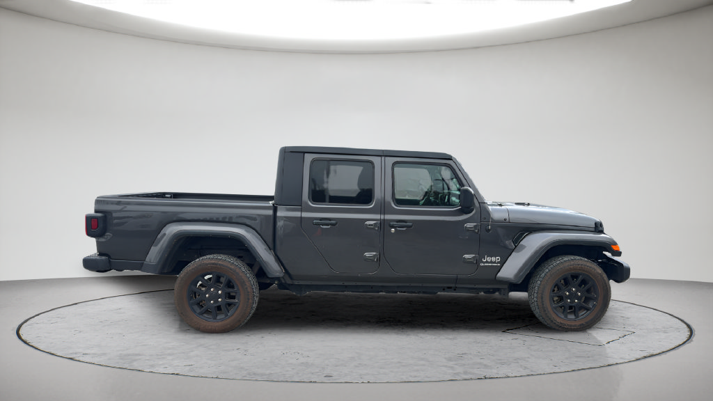 Used 2023 Jeep Gladiator Overland AWD/4WD image 4