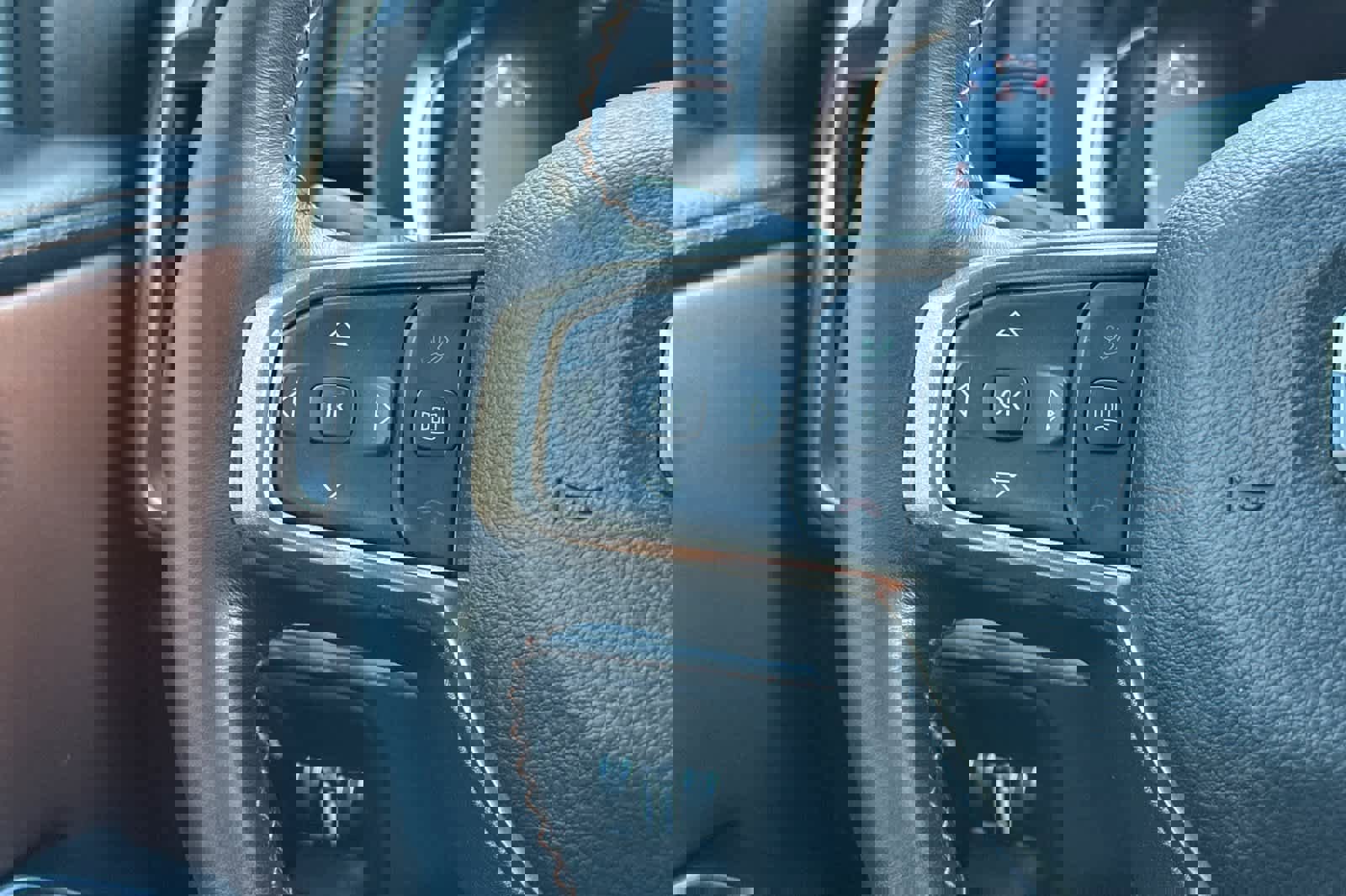 Used 2023 RAM 1500 Limited w/ Body Color Bumper Group image 26