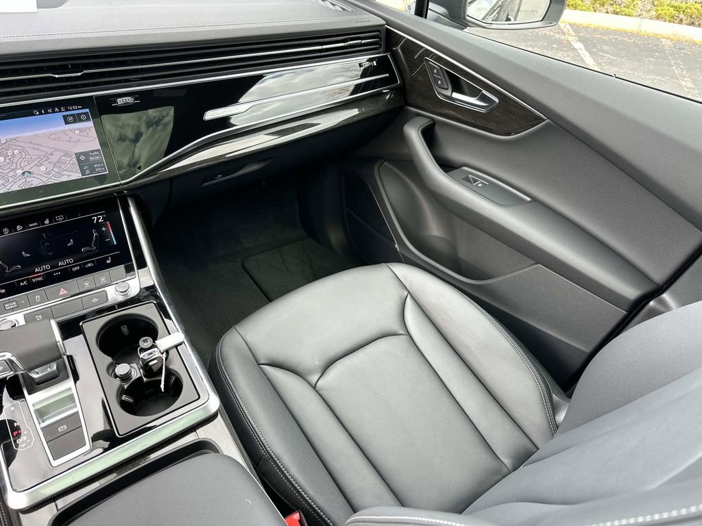 New 2026 Audi Q7 2.0T Premium image 32