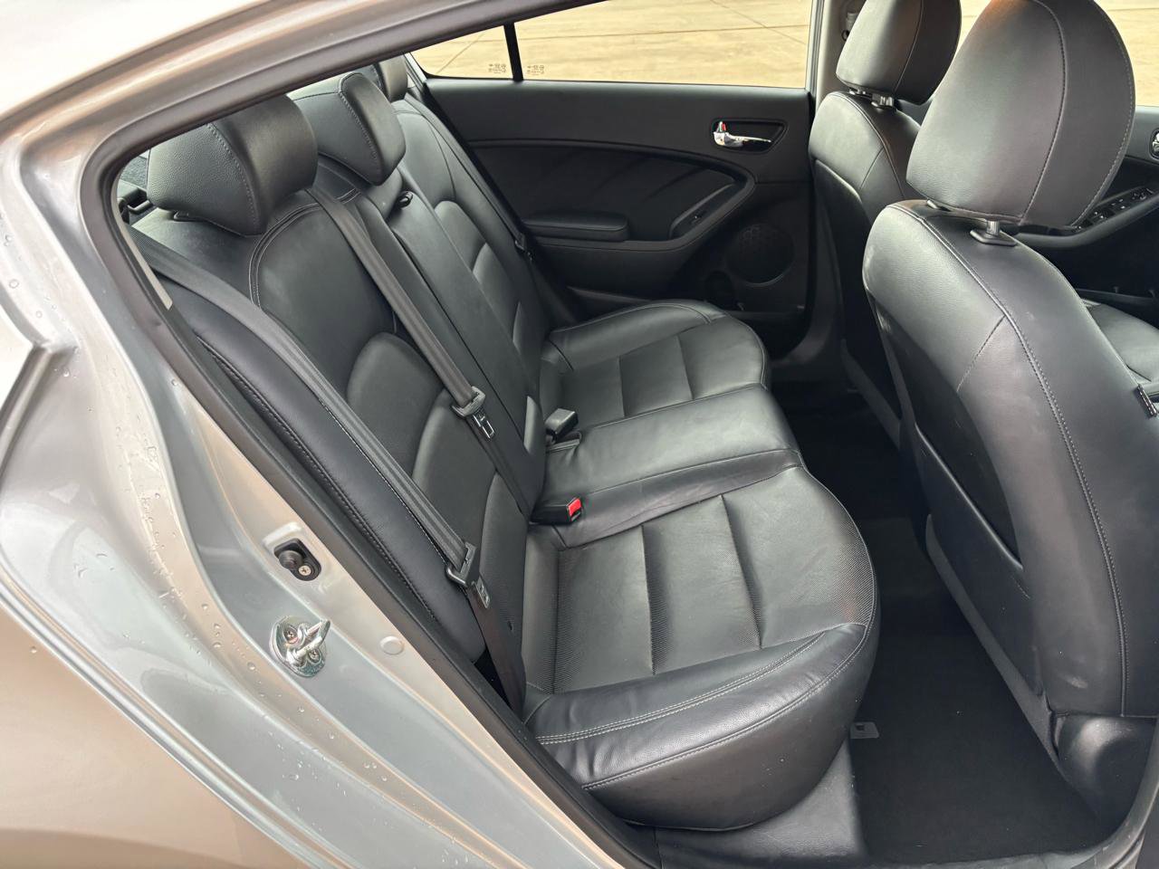 Used 2016 Kia Forte EX w/ EX Premium Package image 9