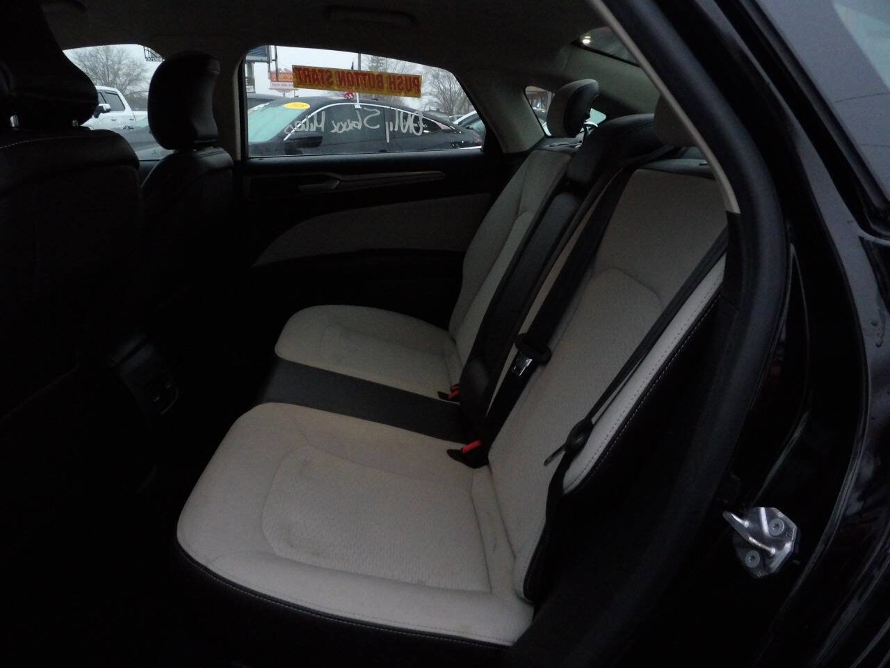 Used 2019 Ford Fusion SE w/ Equipment Group 151A image 11