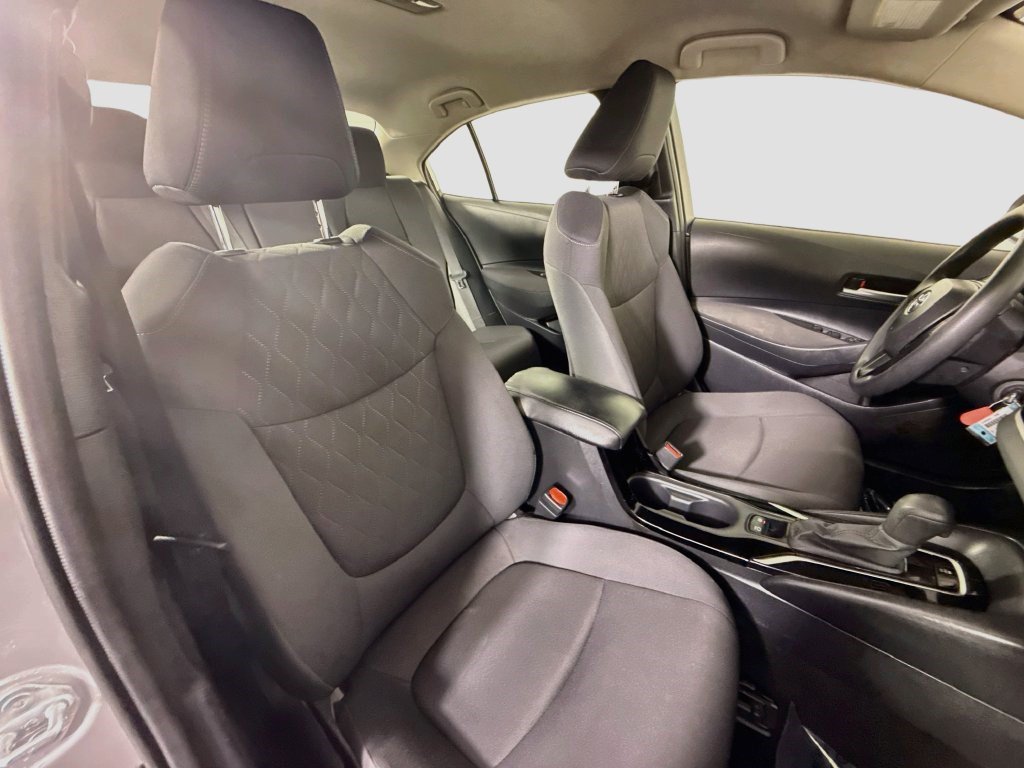 Used 2021 Toyota Corolla LE FWD image 27