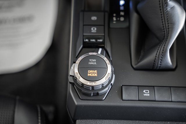 New 2025 Toyota 4Runner Limited image 27