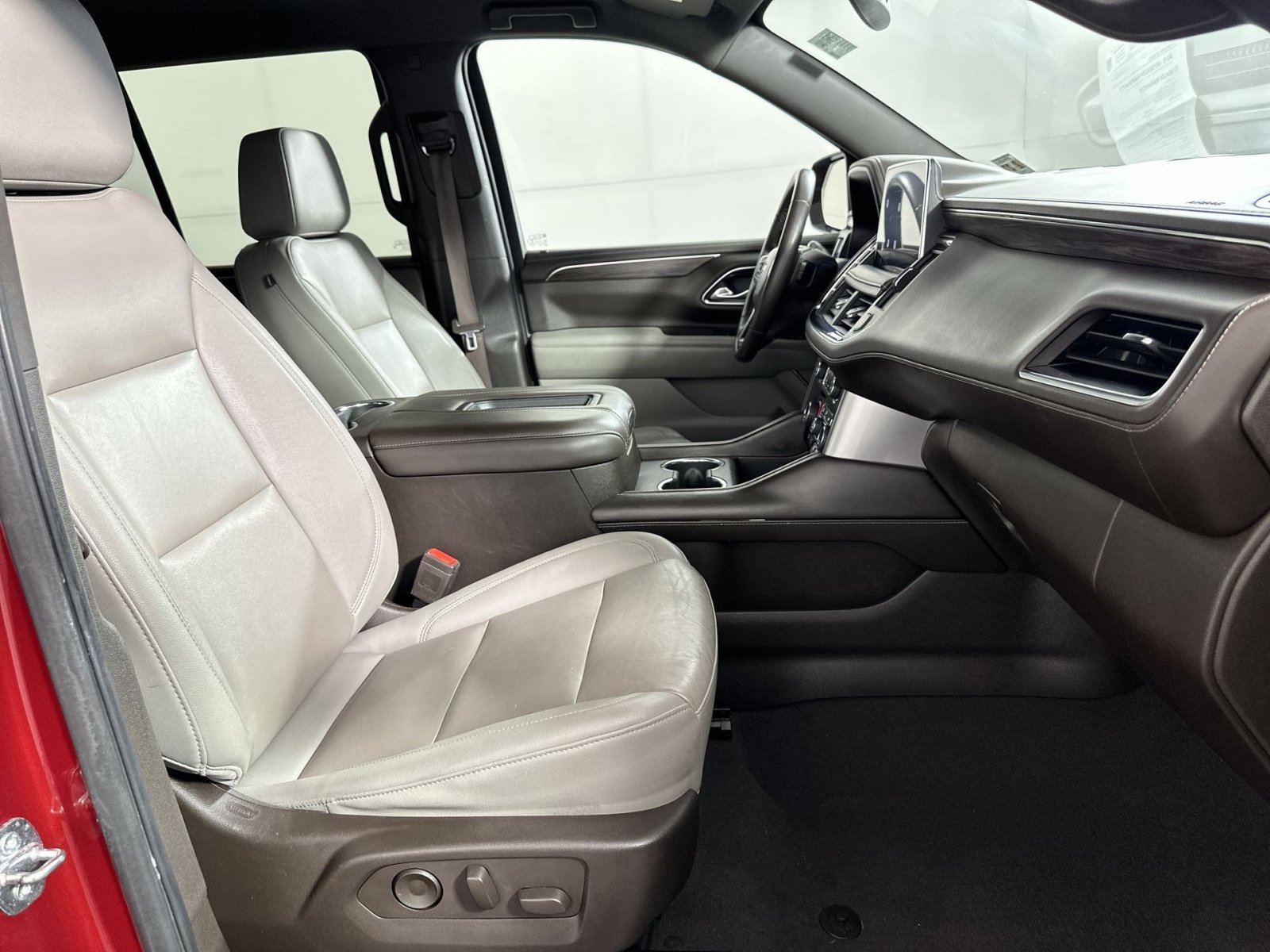Used 2022 Chevrolet Tahoe LT AWD/4WD image 28