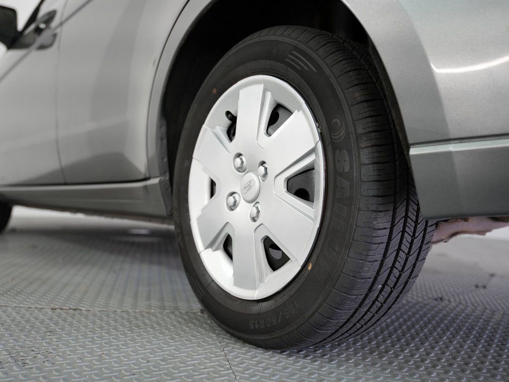 Used 2009 Ford Focus S image 47