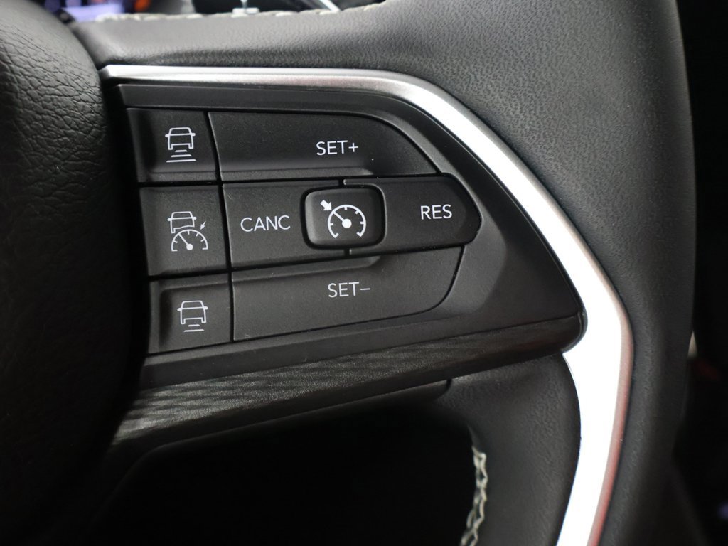 Used 2024 Jeep Grand Cherokee L Altitude image 44