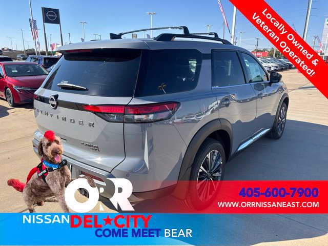 New 2026 Nissan Pathfinder Platinum w/ Cargo Package AWD/4WD image 5