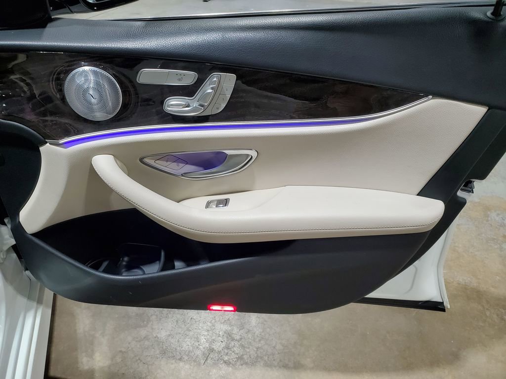 Used 2020 Mercedes-Benz E 350 Sedan image 16