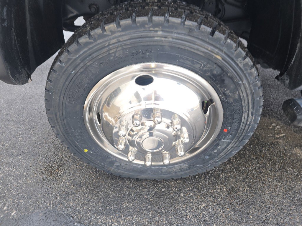 Used 2020 RAM 5500 Tradesman w/ Chrome Appearance Group image 34