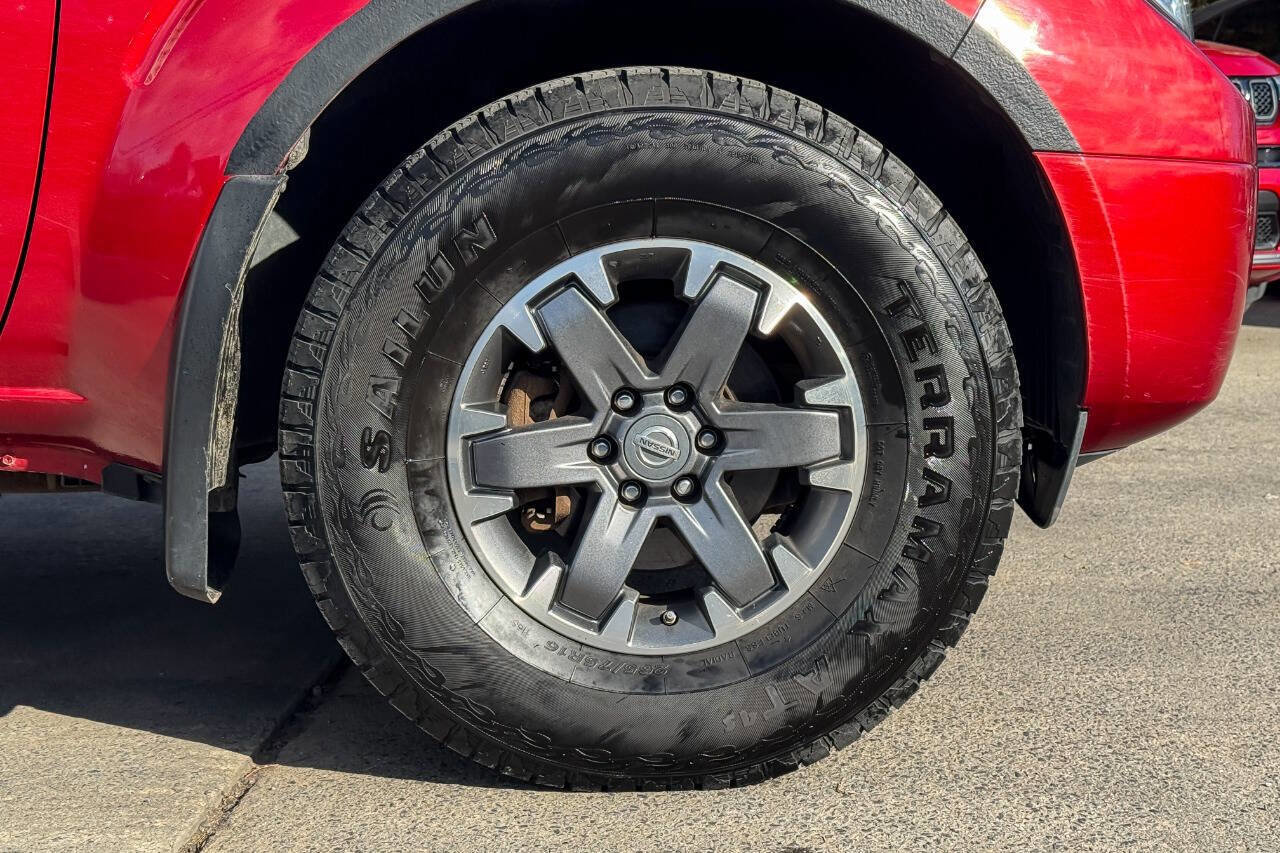 Used 2018 Nissan Frontier PRO-4X image 9