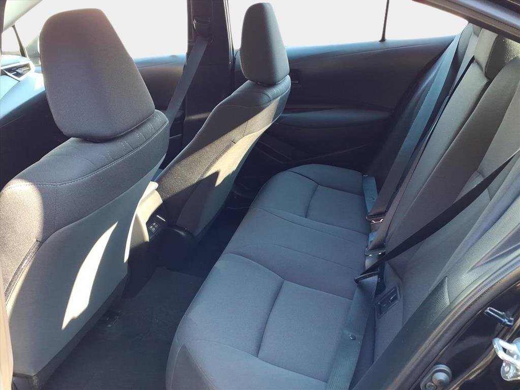 Used 2025 Toyota Corolla LE image 10